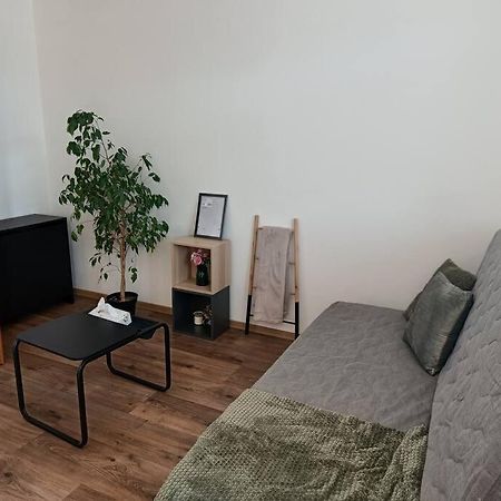 Appartamento Cervena Cesta Kunovice Esterno foto
