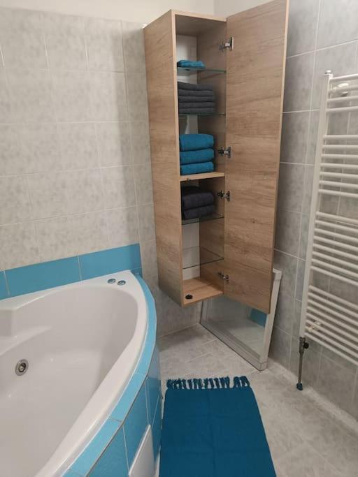 Appartamento Cervena Cesta Kunovice Esterno foto