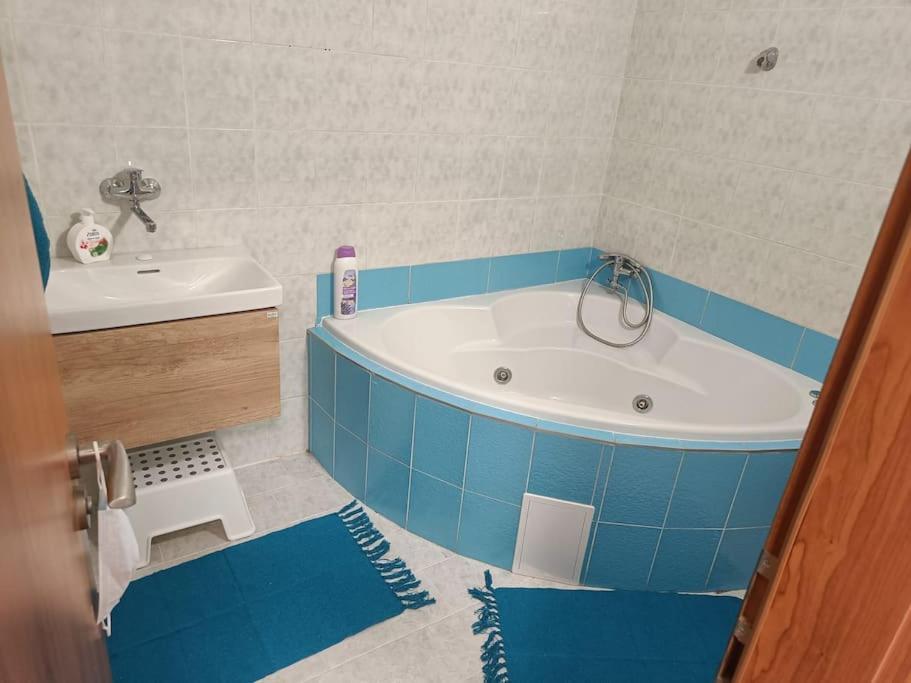 Appartamento Cervena Cesta Kunovice Esterno foto