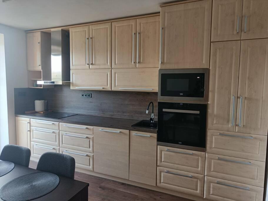 Appartamento Cervena Cesta Kunovice Esterno foto